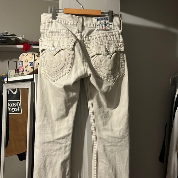 True Religion Jeans - Picture 1 of 5